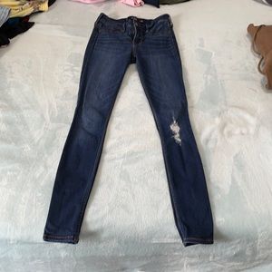 0/24 Hollister jean leggings